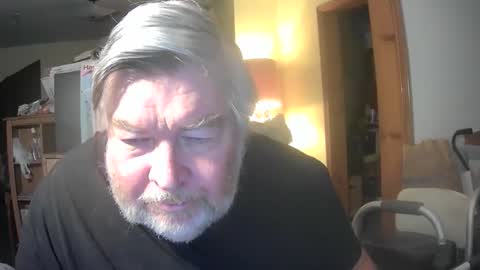bear online show from April 30, 8:32 am