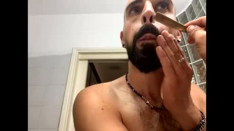 Ask me online show from November 30, 8:33 pm