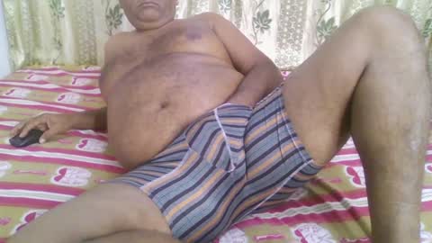 Grizzly   online show from December 18, 3:15 am