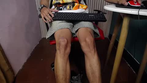 becker2_ online show from January 11, 7:06 pm