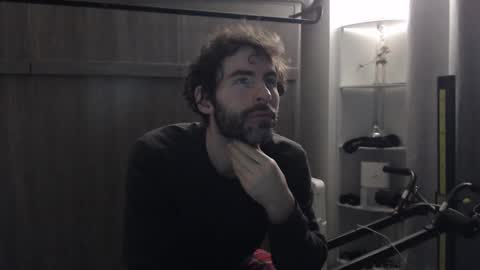 bedghost  online show from January 31, 7:56 pm