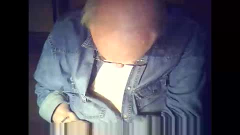 bekklove1 online show from December 16, 1:42 am