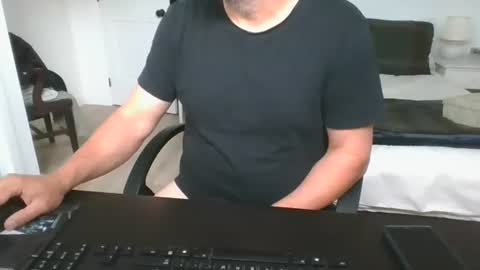 bellequeue19758 online show from June 20, 10:31 am