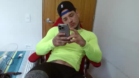 benjamin_isaac online show from September 27, 12:58 pm