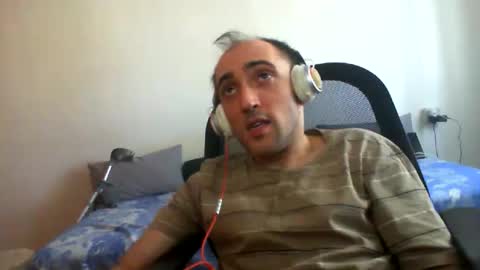 bentish online show from November 22, 10:26 am