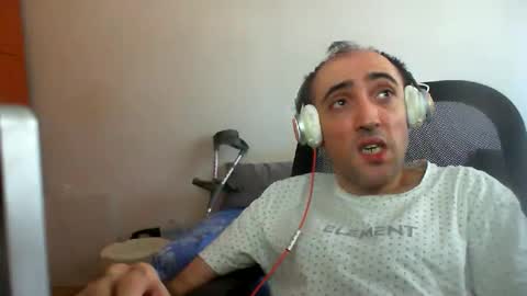 bentish online show from September 27, 8:56 am