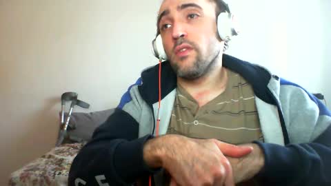 bentish online show from December 26, 8:07 am