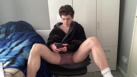 Snapshot of benwardle123 chatting on March 12, 7:57 am READ MY BIO ---  --- READ MY BIO online show from March 12, 7:57 am