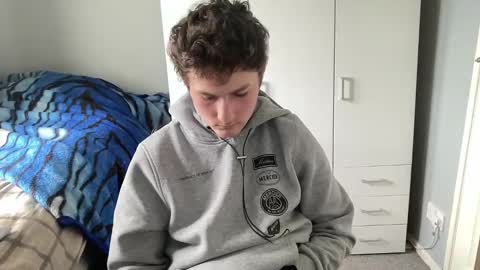 Snapshot of benwardle123 chatting on February 26, 2:46 pm READ MY BIO ---  --- READ MY BIO online show from February 26, 2:46 pm