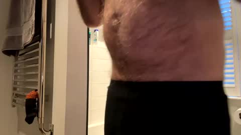 Snapshot of benz10001 chatting on January 22, 12:17 pm benz10001 online show from January 22, 12:17 pm