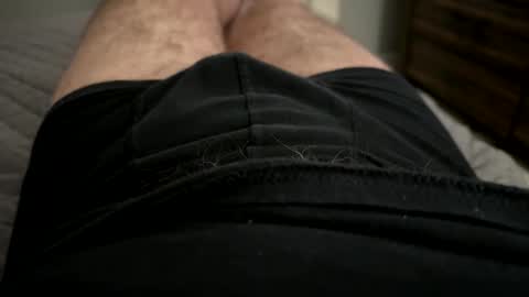 Snapshot of benz10001 chatting on October 18, 6:29 am benz10001 online show from October 18, 6:29 am