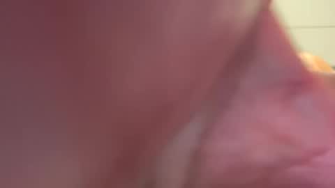 Snapshot of benz10001 chatting on September 10, 11:31 am benz10001 online show from September 10, 11:31 am