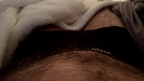 Snapshot of benz10001 chatting on December 14, 11:50 am benz10001 online show from December 14, 11:50 am