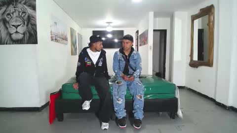 benz boys online show from November 12, 11:49 am