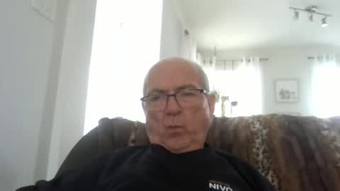 bernard1102 online show from May 27, 2:14 pm