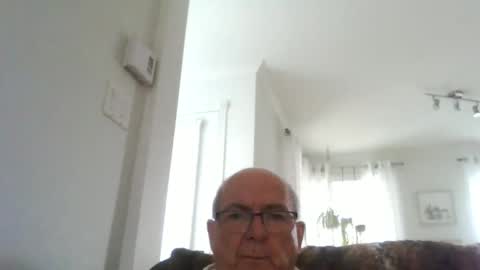 bernard1102 online show from May 25, 5:08 pm