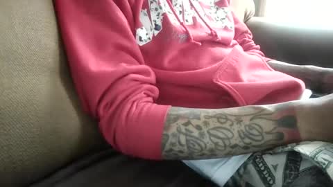 ToxicPipe757 online show from March 29, 2:39 pm