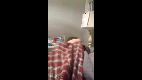 bertpace9296 online show from June 10, 2:46 am
