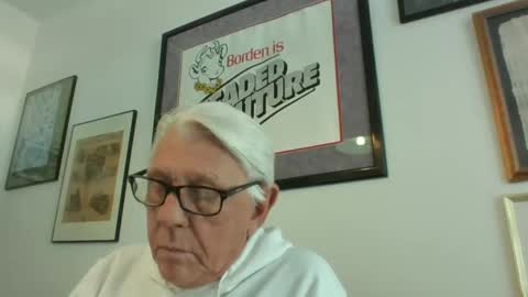 Snapshot of bestshot1951 chatting on January 22, 8:06 pm bestshot1951 online show from January 22, 8:06 pm