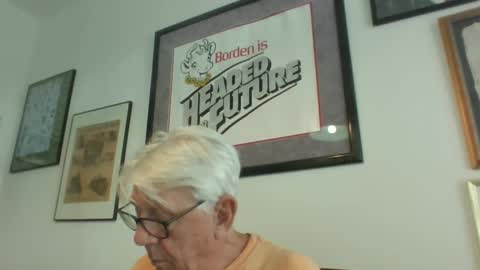 Snapshot of bestshot1951 chatting on September 17, 2:29 pm bestshot1951 online show from September 17, 2:29 pm