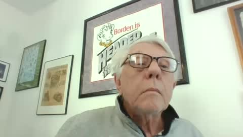 Snapshot of bestshot1951 chatting on January 29, 3:26 pm bestshot1951 online show from January 29, 3:26 pm