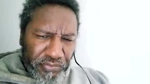 bi582945 online show from February 9, 9:52 pm