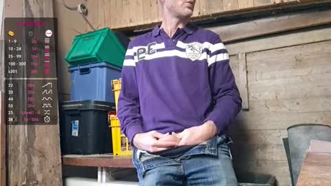 My name is David and if you like public exhibitions you wont be disappointed with me LoL - My favorite vibes is 44  online show from January 5, 3:23 pm