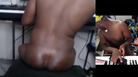 BicepsandFrot online show from September 16, 9:10 am