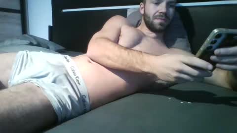 Snapshot of big_cock_fuckvon chatting on December 31, 7:53 am Tim online show from December 31, 7:53 am