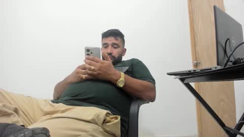 Tommy online show from October 28, 1:52 am