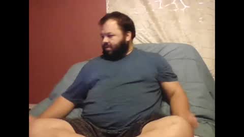 Snapshot of bigbear3287 chatting on October 17, 6:17 am Liam online show from October 17, 6:17 am