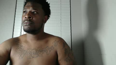 bigblack004 online show from March 4, 12:50 am