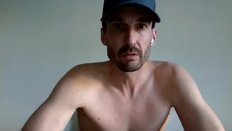 bigcock1112224 online show from May 10, 1:29 am