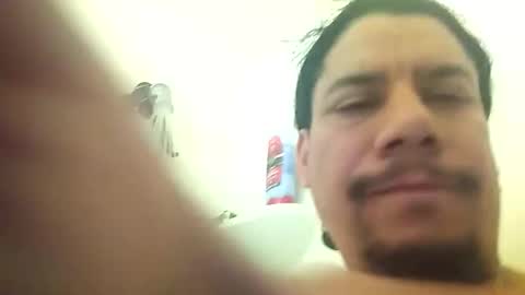 BigdickIsaac520 online show from May 21, 1:45 am