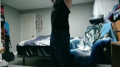 George Forest Dickyduby on all Socials online show from March 1, 5:09 am