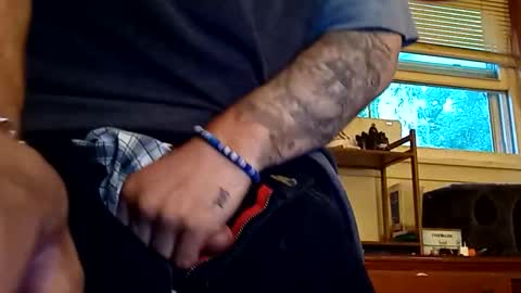 bigdudeg9 online show from May 20, 10:49 pm