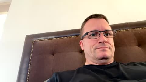 bigger22332233 online show from December 31, 5:18 pm