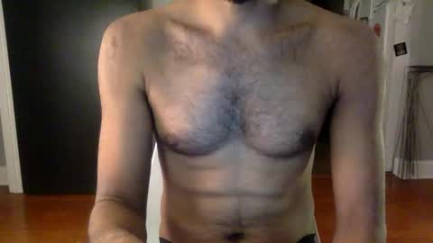 Snapshot of biggie216168 chatting on January 17, 1:04 am biggie216168 online show from January 17, 1:04 am