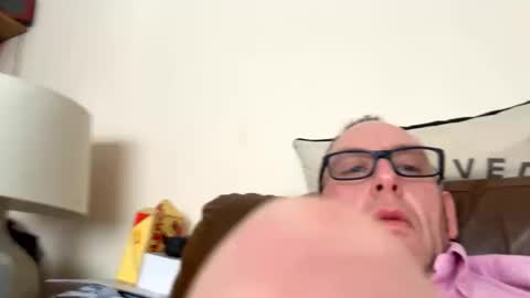 biggloves4bighands online show from April 15, 8:47 am