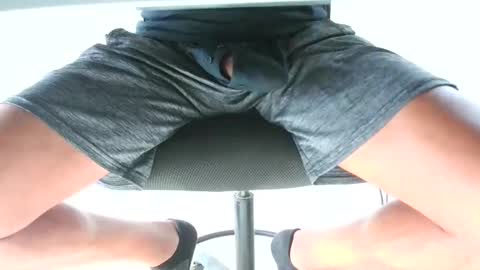 biggstikk online show from February 4, 4:08 pm