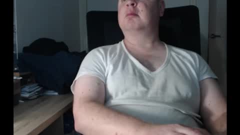 Snapshot of bighorn1981 chatting on October 11, 11:31 pm bighorn1981 online show from October 11, 11:31 pm