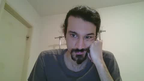 Snapshot of bigjames_chicago chatting on January 18, 1:45 am daddy online show from January 18, 1:45 am