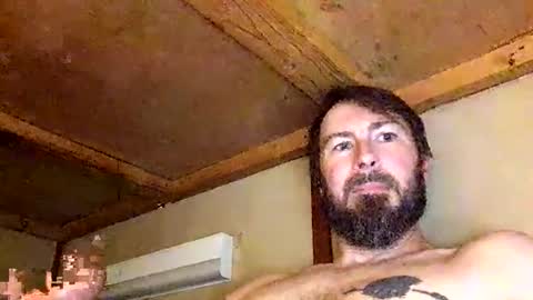 Snapshot of bigjim6646 chatting on February 7, 6:45 pm bigjim6646 online show from February 7, 6:45 pm