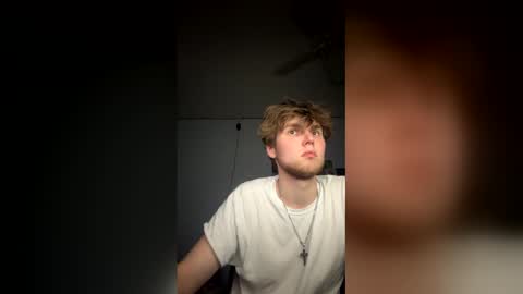 bigskinnyboyshh online show from March 8, 2:04 am