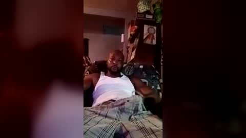 bigsmoke459764 online show from July 25, 5:37 am