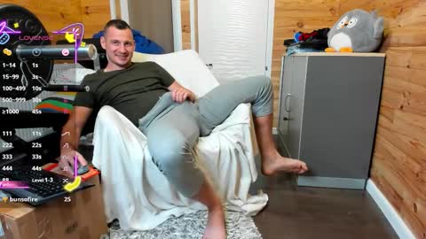 bigsshark online show from September 27, 7:34 pm