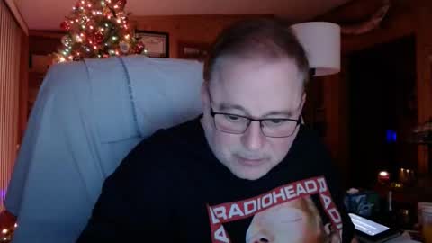 bigthicksatisfying2 online show from January 1, 8:35 am