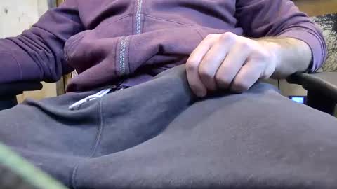 Snapshot of bigxdickxnick chatting on February 12, 4:33 pm bigxdickxnick online show from February 12, 4:33 pm