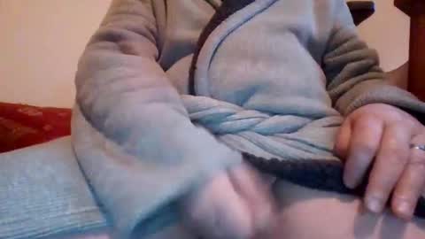 bilbyboy4 online show from November 28, 8:11 pm