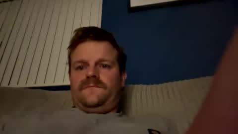 Snapshot of billy_bob1987 chatting on October 21, 4:37 am billy_bob1987 online show from October 21, 4:37 am